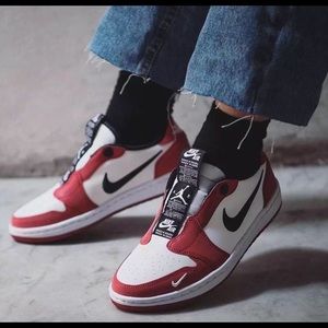 Air jordan retro Chicago slip on